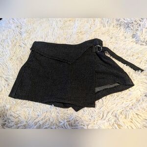 Zara skort size SMALL